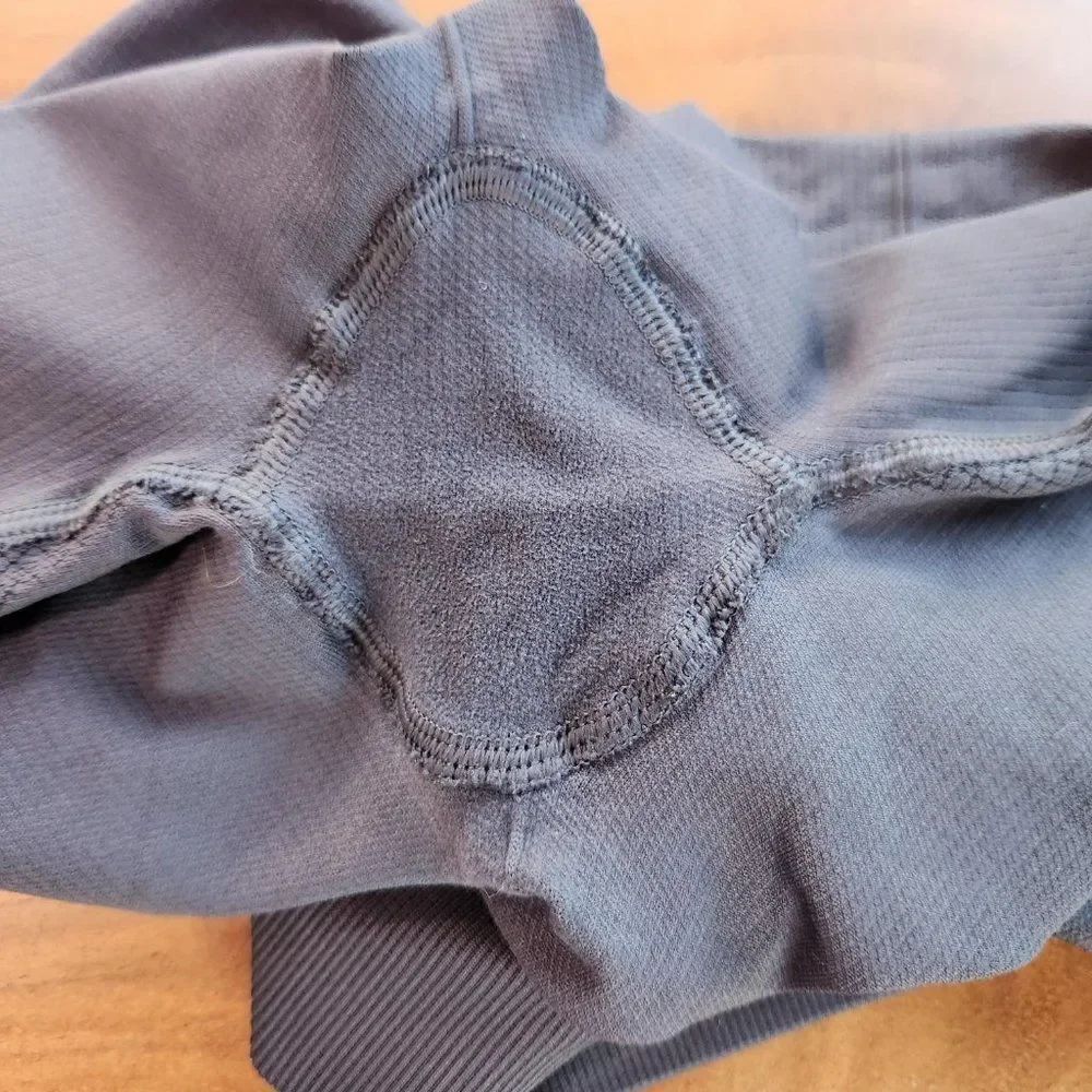 Lululemon In The Flow Crop II *Pattern - Picture 4 of 10